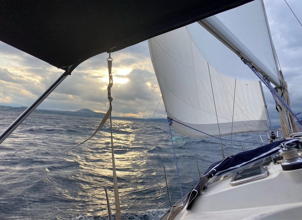 Bavaria Yachts - B40