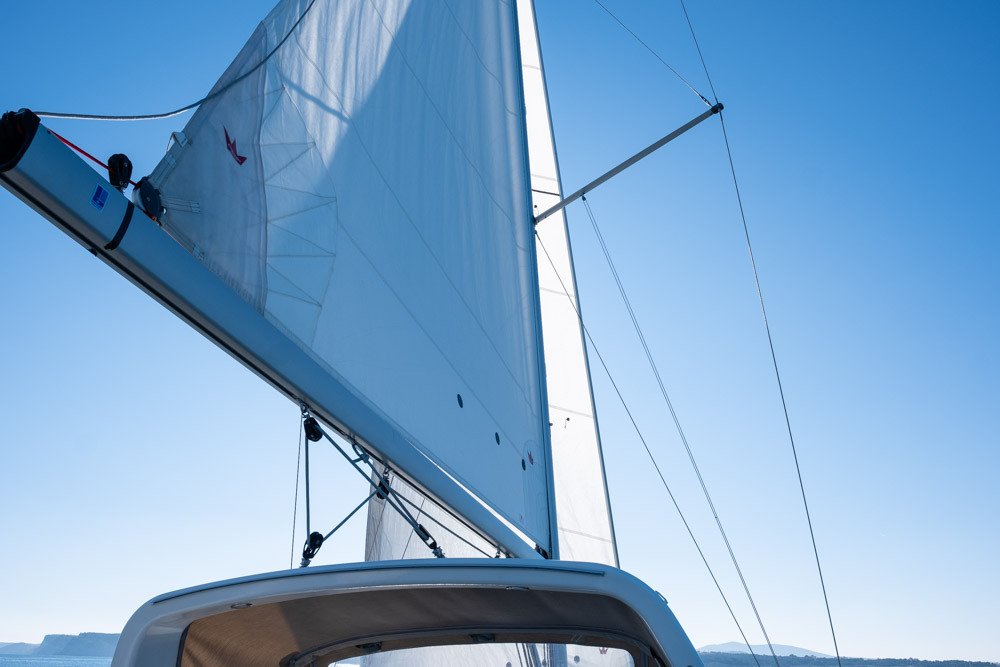 Learn to sail in Barcelona