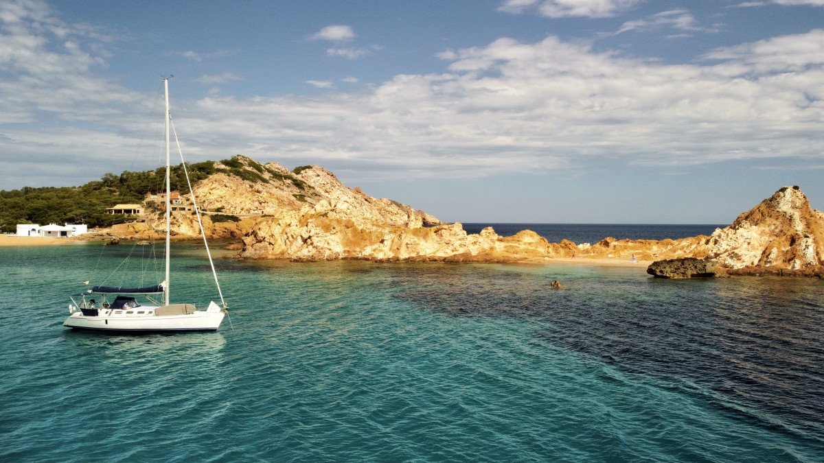 Bénéteau - 12.6 metri