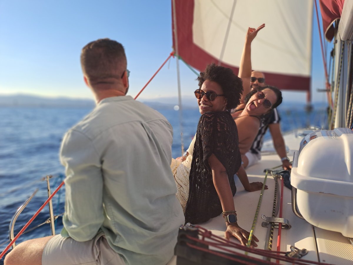 Velero para ver el eclipse en Barcelona