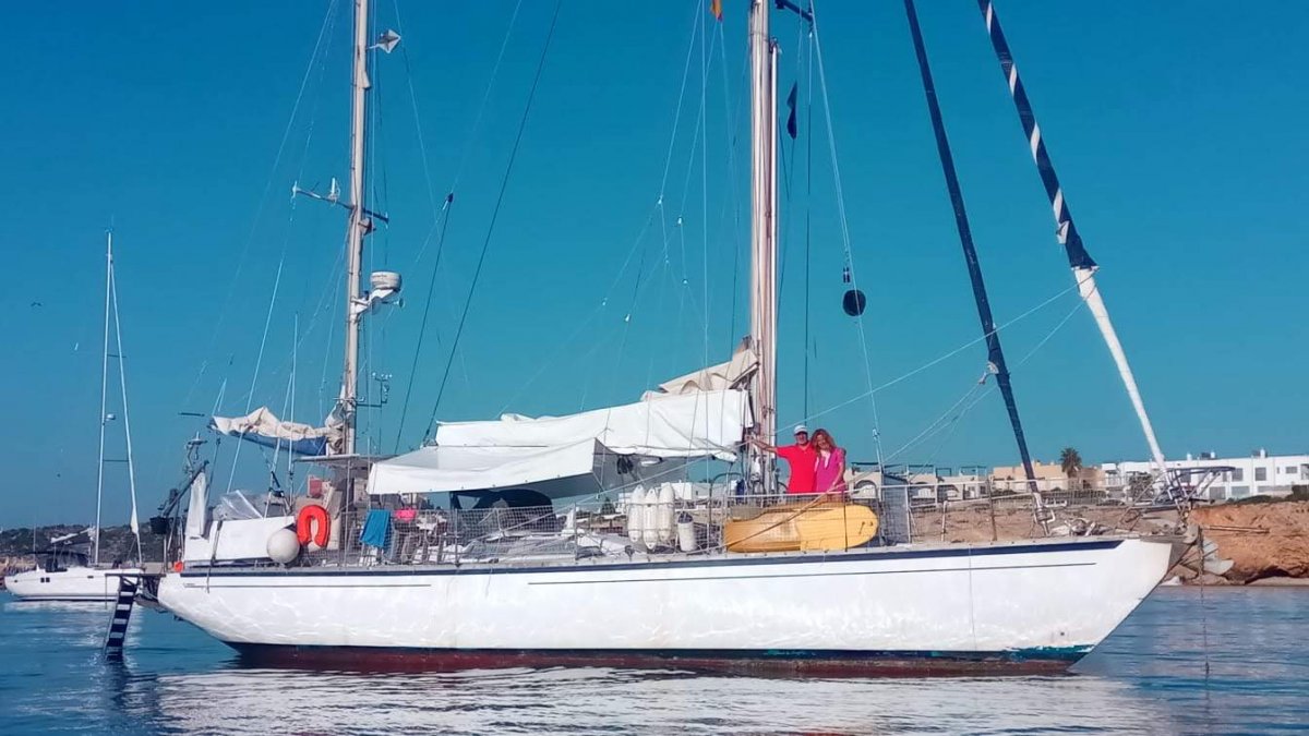Escursione in barca a vela Palma di Maiorca in ketch di 18 m tutto incluso