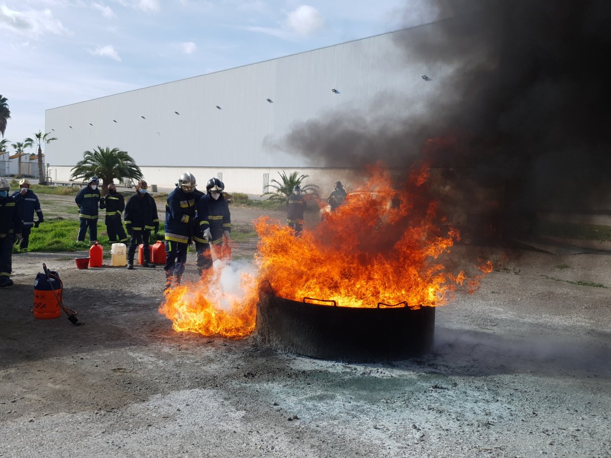 Curso actualización avanzado de lucha contra incendios en Motril