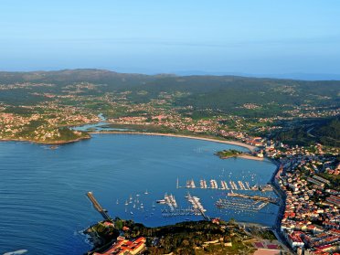 Mile Building: Catamaran crossing from Baiona to Cartagena