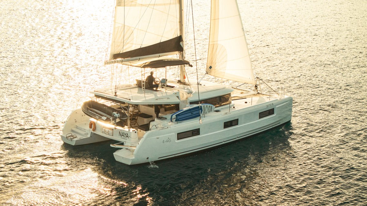 Catamaran - Lagoon - 4 baths