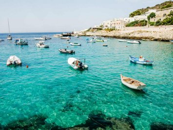 Le isole Egadi a bordo di un nuovissimo catamarano