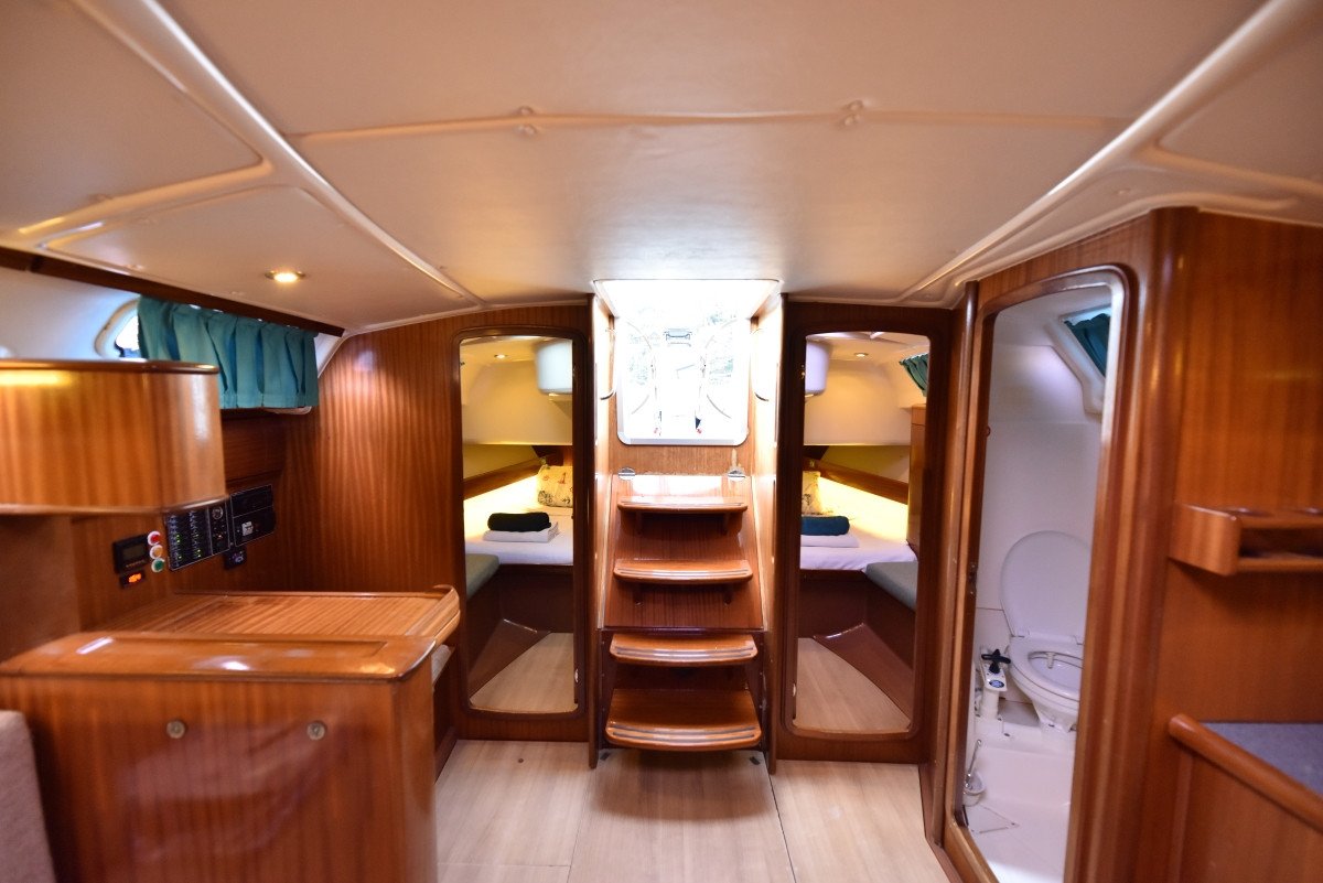 Bavaria Yachts - 4 cabine