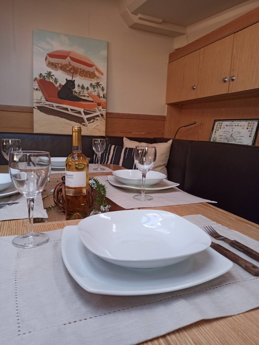 Hanse - 17.15 {{i18n.meters}}