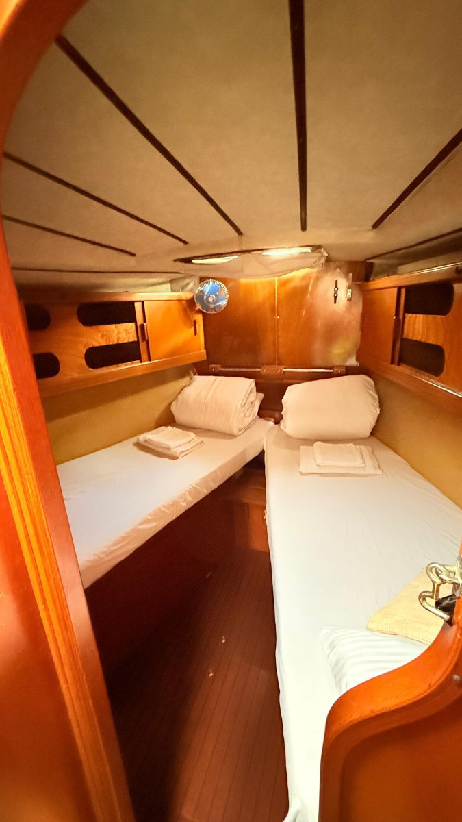 Segelboot - Amel - 8 {{i18n.capacity}}