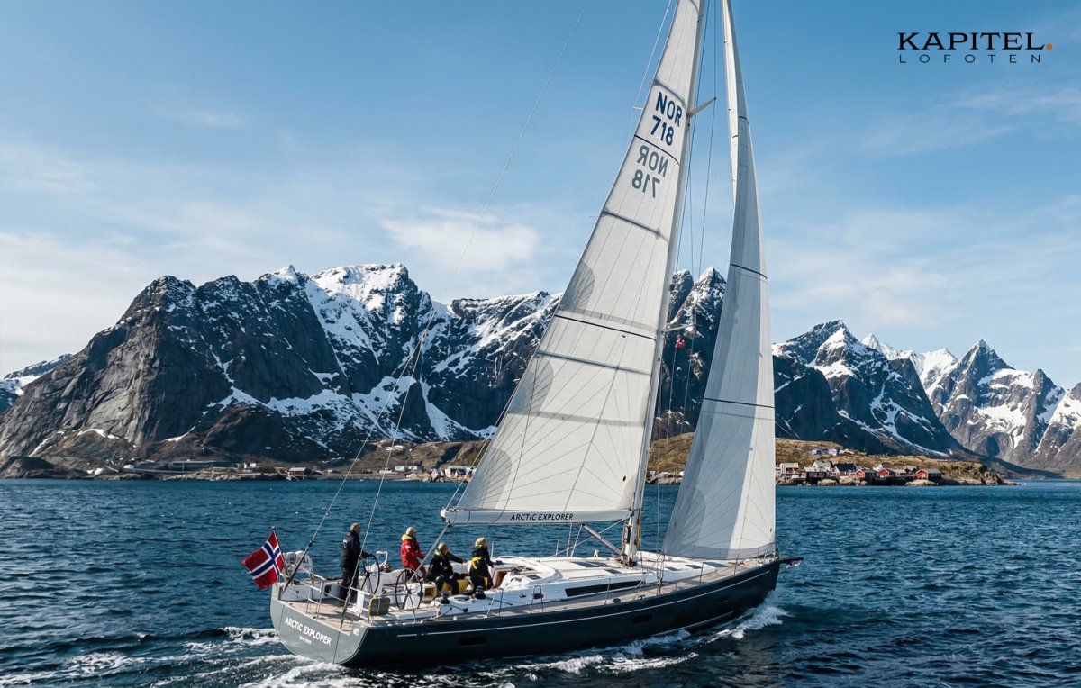 Navigieren Sie durch die Berge von Lofoten mit Experten.