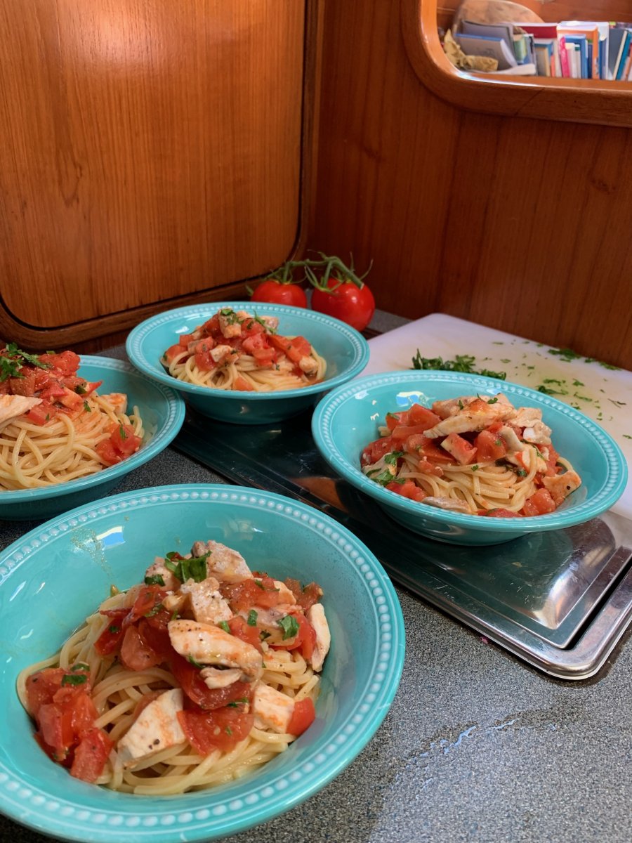 Navegando por el mar Mediterráneo