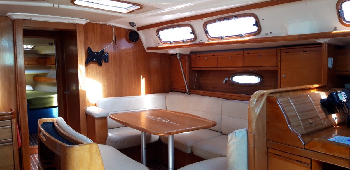 Sailboat - Bavaria Yachts - 4 cabins