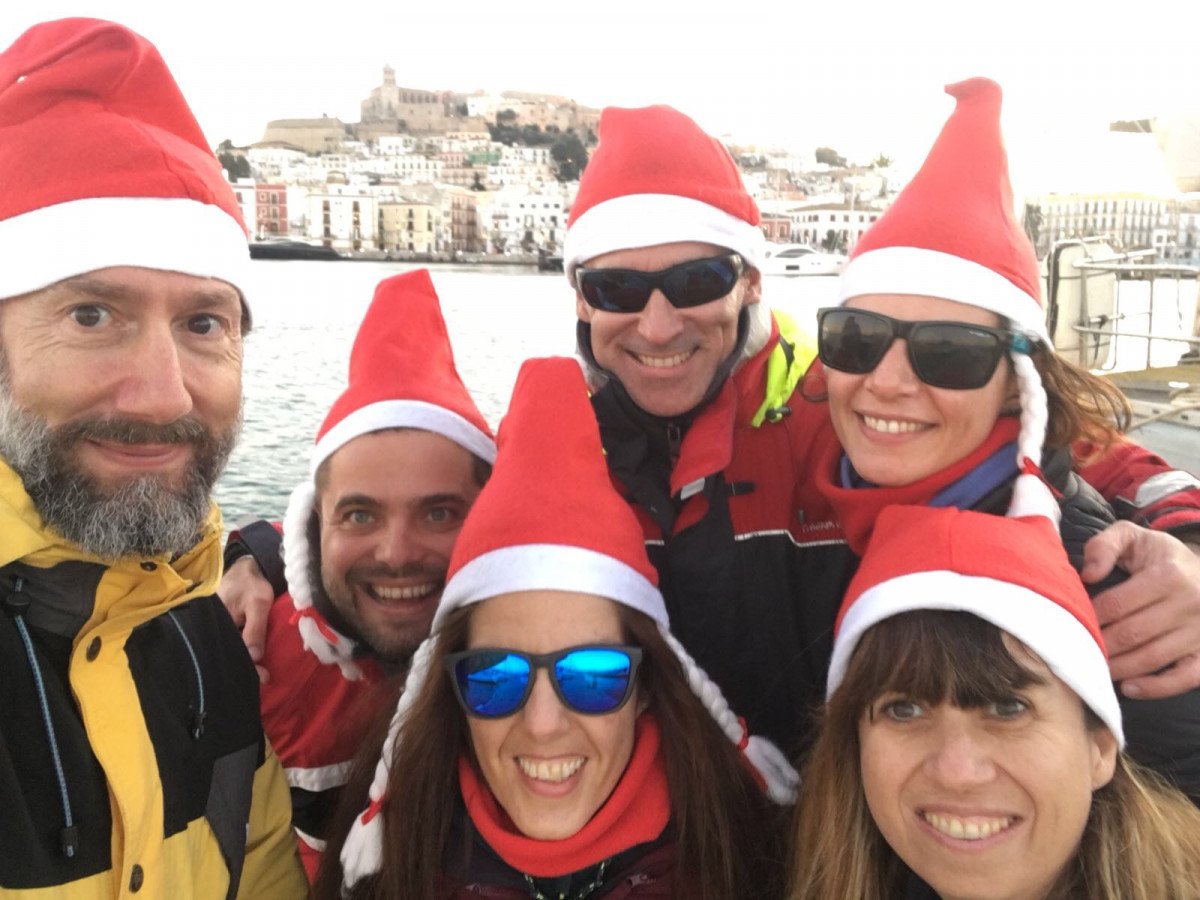 Viaje en barco a Ibiza desde Denia para fin de año