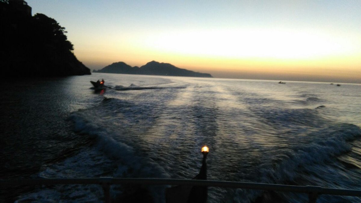 Barco a motor - Jeanneau - 10 metros