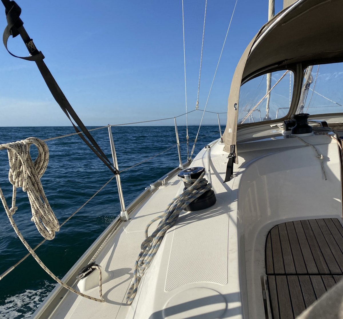 Esplora le coste galiziane in un viaggio in barca a vela