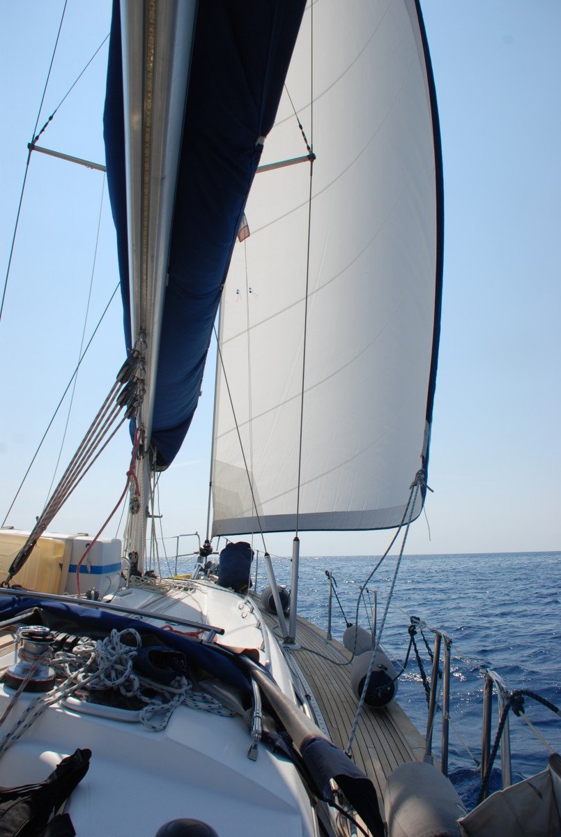 Barcos de lujo para navegar en la Costa Azul