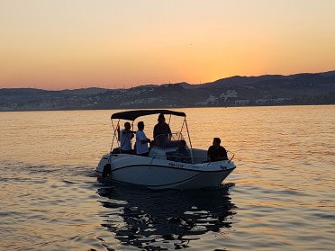 Sail from Estepona to Duquesa