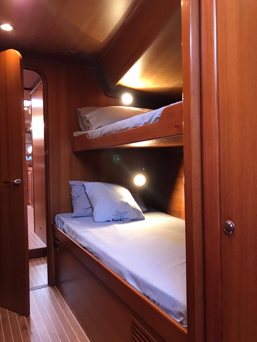 Enjoy the natural beauty of the Caribbean on a boat trip