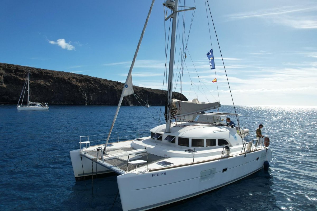 Learning to sail on calm waters