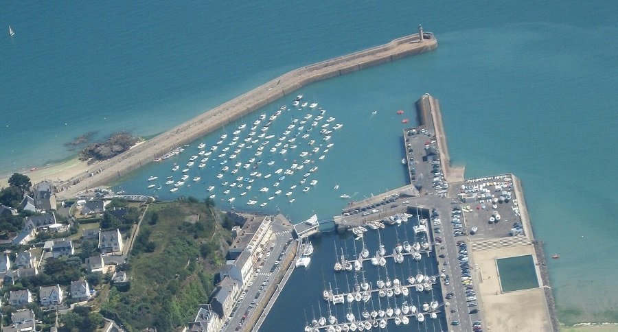 Curso de navegación en el Atlántico francés desde Saint-Malo