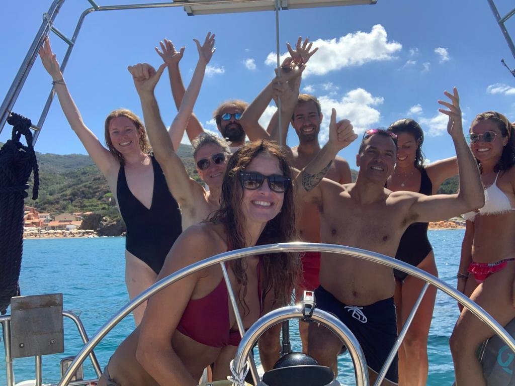 Sailboat adventure from Pianosa to Giannutri and Giglio
