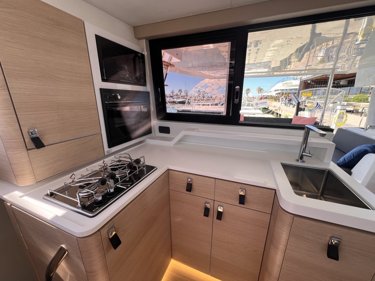 Catamaran - Aventura Yachts - 12 people