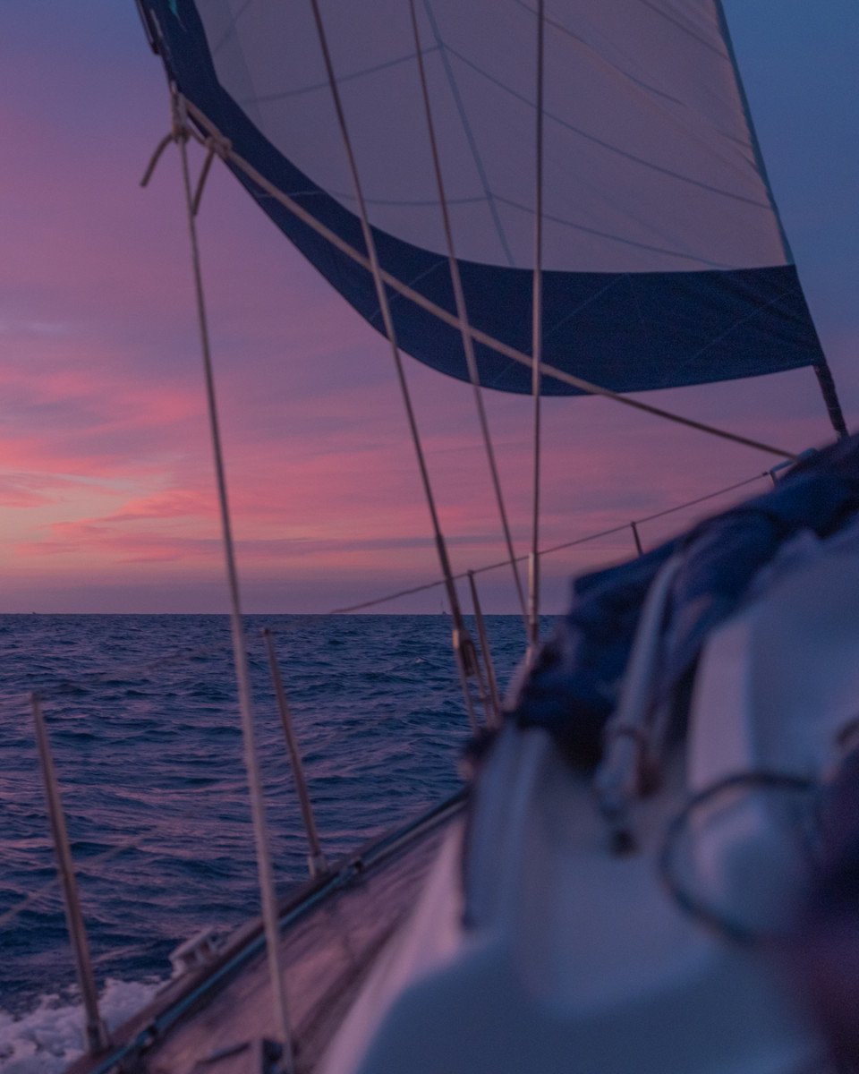 Dufour Yachts - 2000