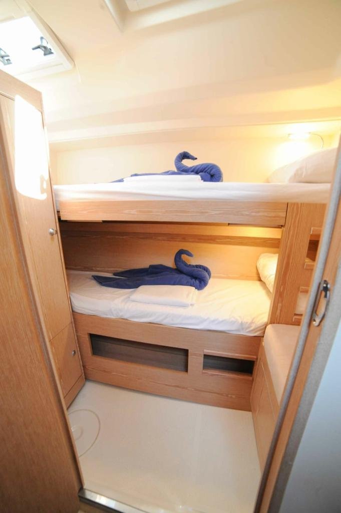 24-hour sailing experience for PER extension from Aguilas.