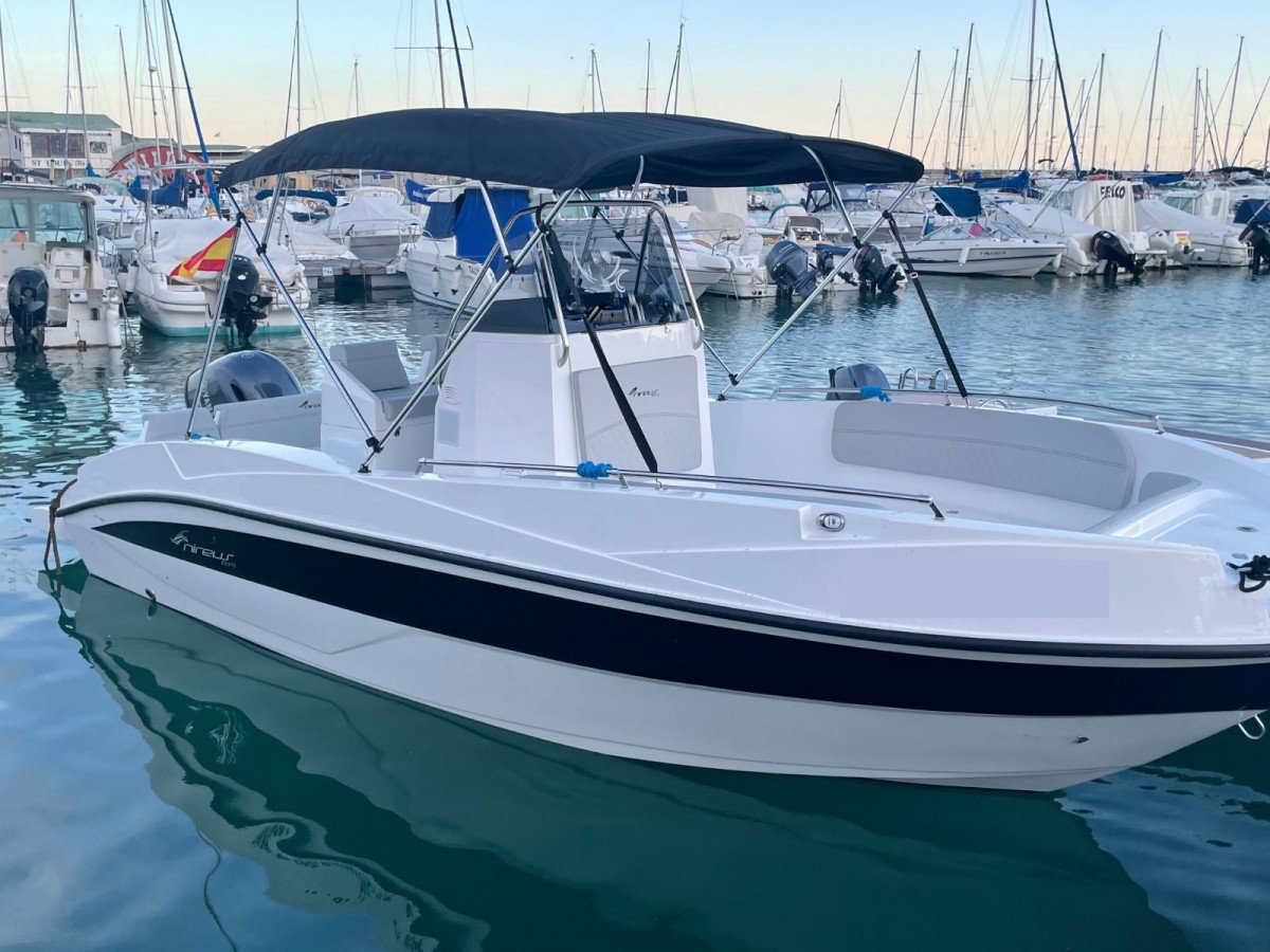 Aprende a navegar en Benalmádena