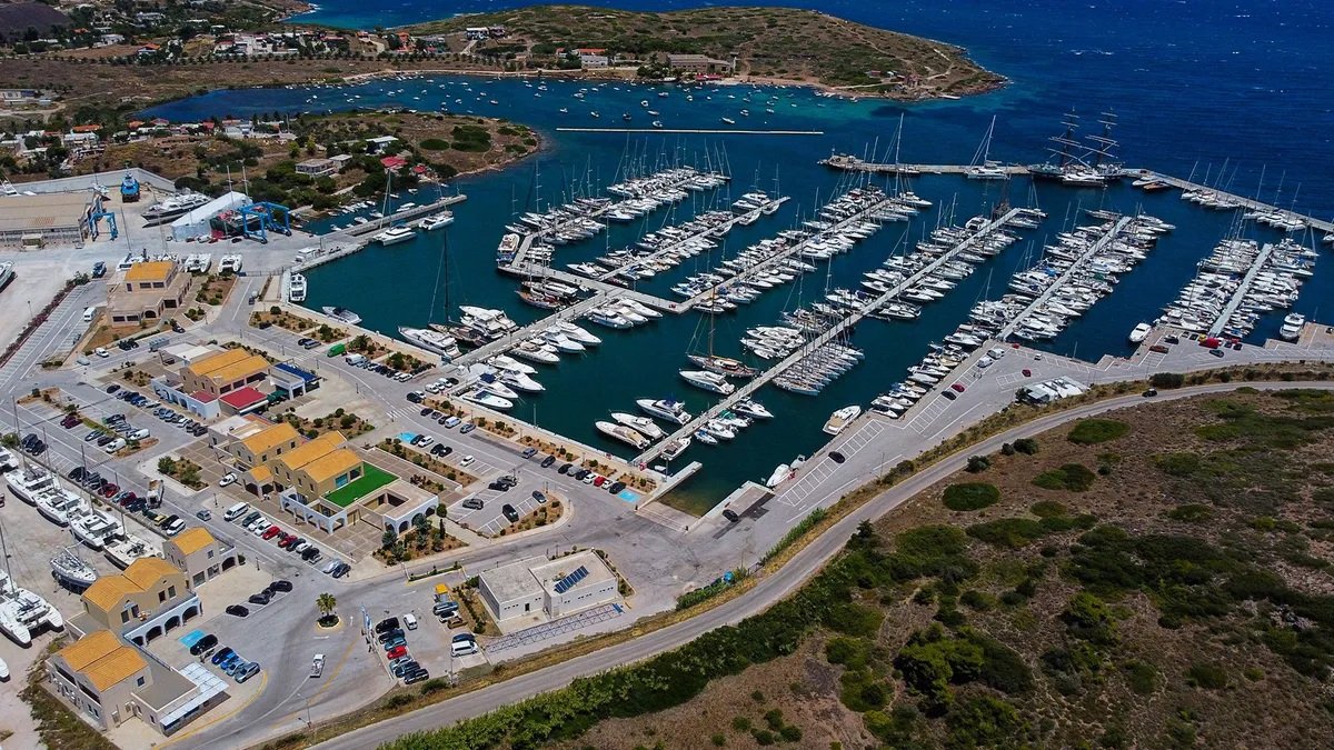 Catamaran sailing experience in Greece