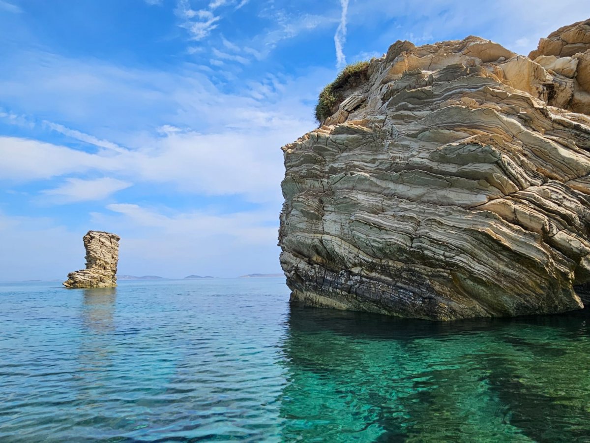 Navigate the Aegean with our sailing courses