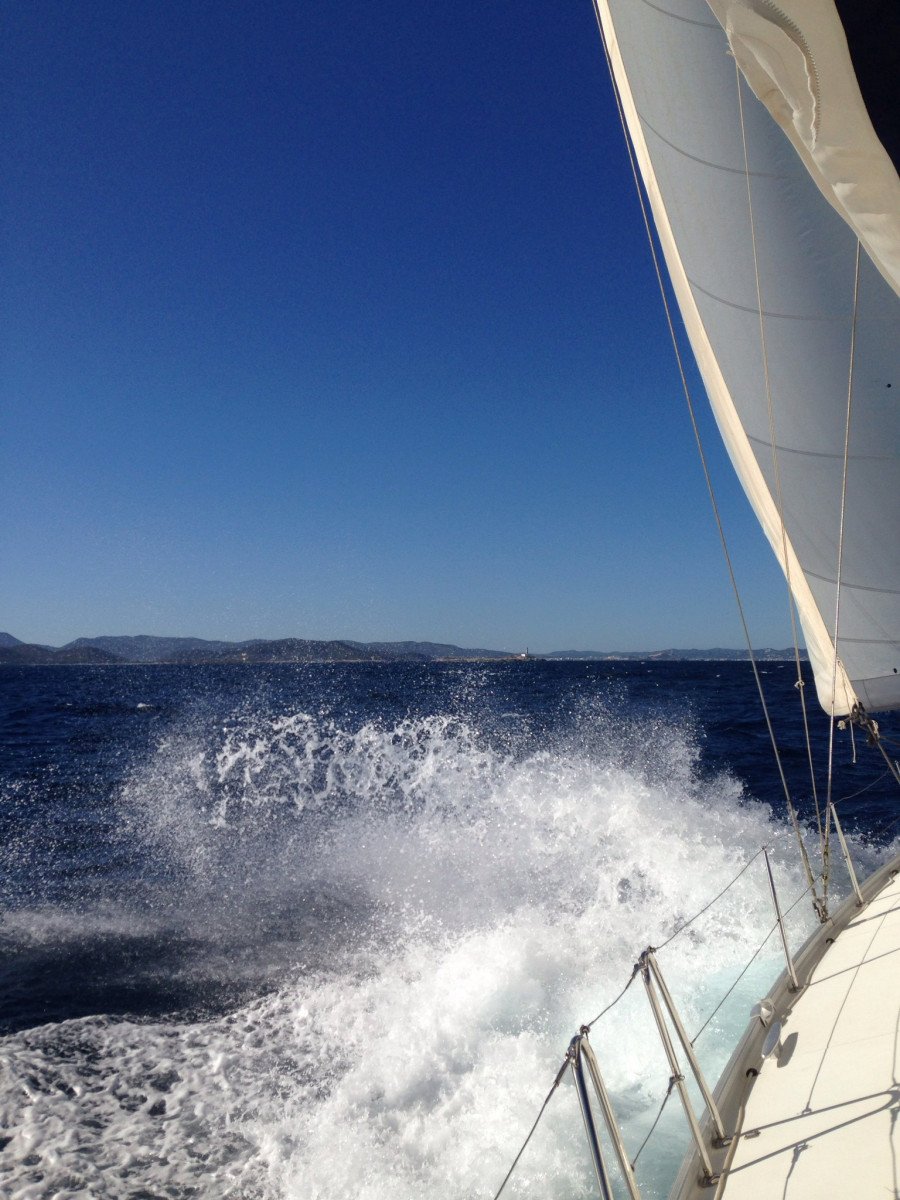 Viaje en velero por la Semana Santa: Denia-Ibiza/Formentera-Denia