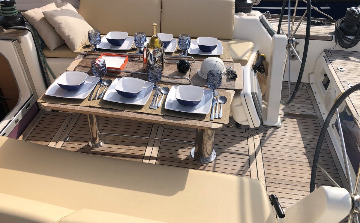 Dufour Yachts - 12 persone