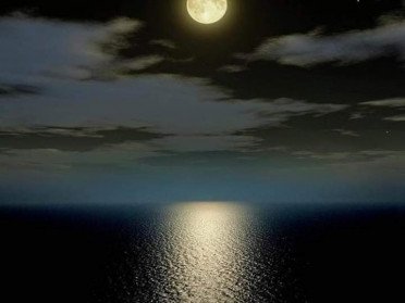 Full moon departure from Masnou