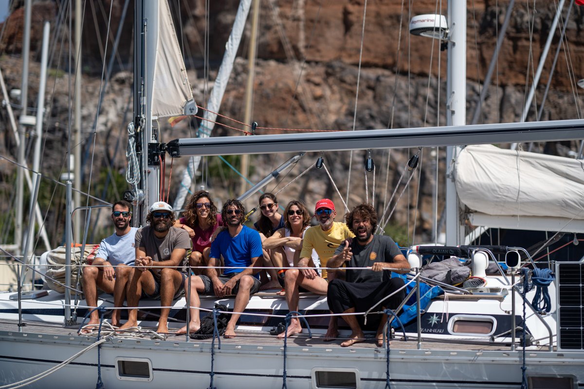 Fishing experience in Menorca: Catch fish and squid