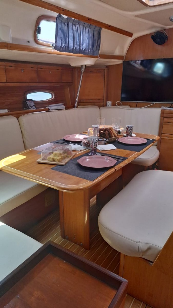 Bavaria Yachts - 12 {{i18n.capacity}}