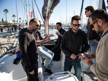 Curso de teoría + Prácticas obligatorias PER grupos reducidos en Barcelona