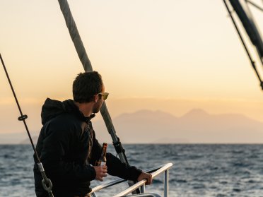 Wochenend-Segeltörn mit Übernachtung im Hafen von Valencia.