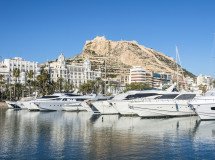 Corso di Navi da Passeggeri ad Alicante - Italiano