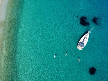 Le Isole Saroniche a vela, con skipper e cucina di bordo