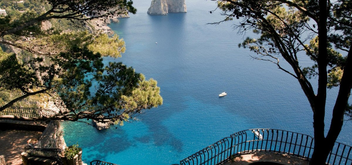 Gita in barca di un giorno a Capri da Sorrento