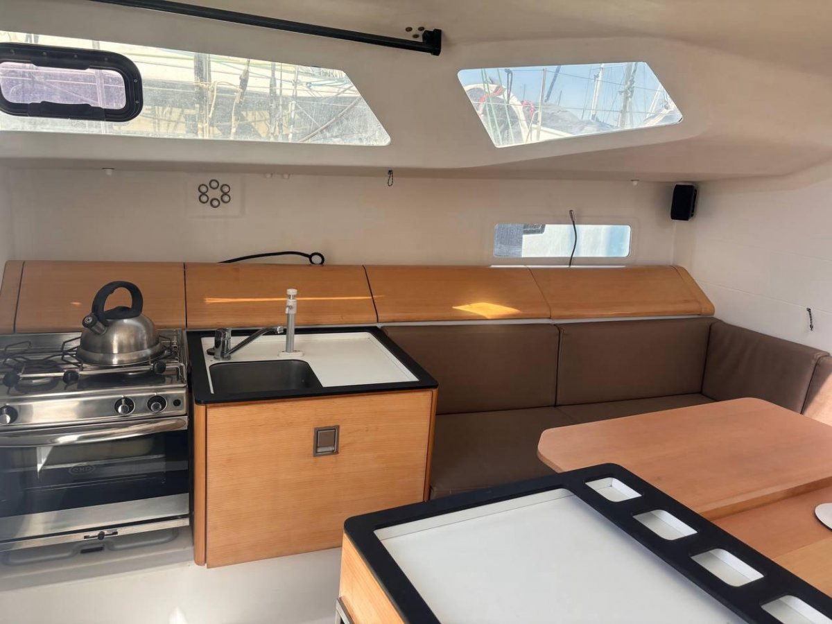 Aprende a navegar en el mar Mediterráneo