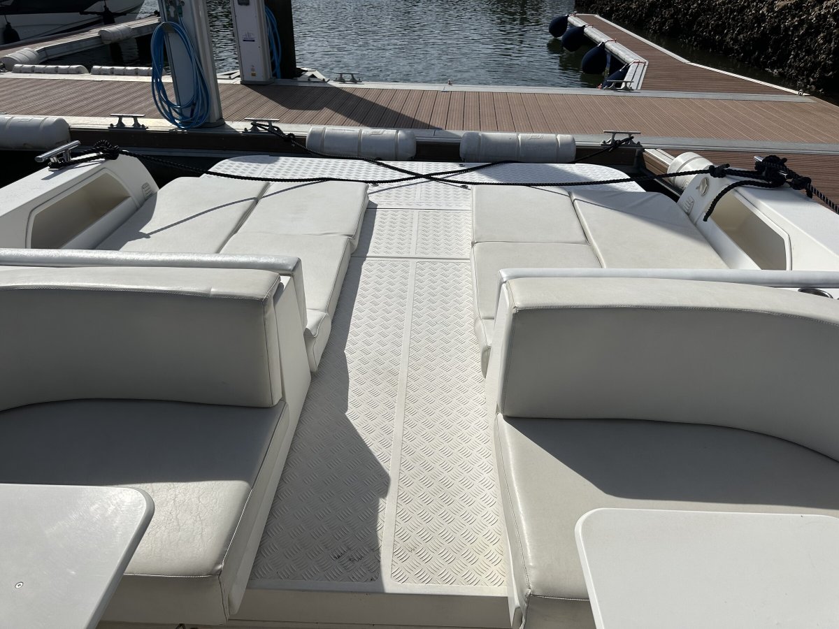 Barco a motor - Quer - 2015