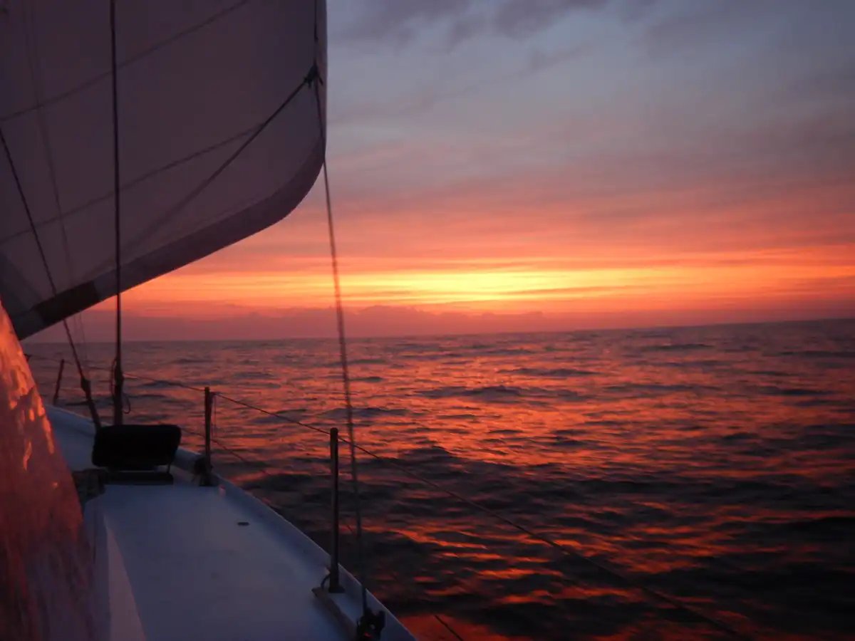 Segeln Sie in Griechenland von Skiathos nach Sounion und Poros