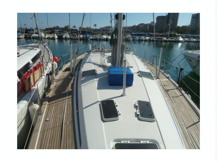 Bavaria Yachts - 2000