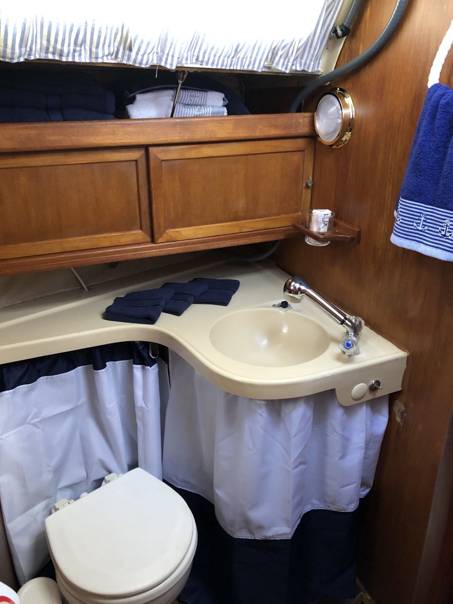 Velero - Astilleros Construcciones One Off - 2 cabinas