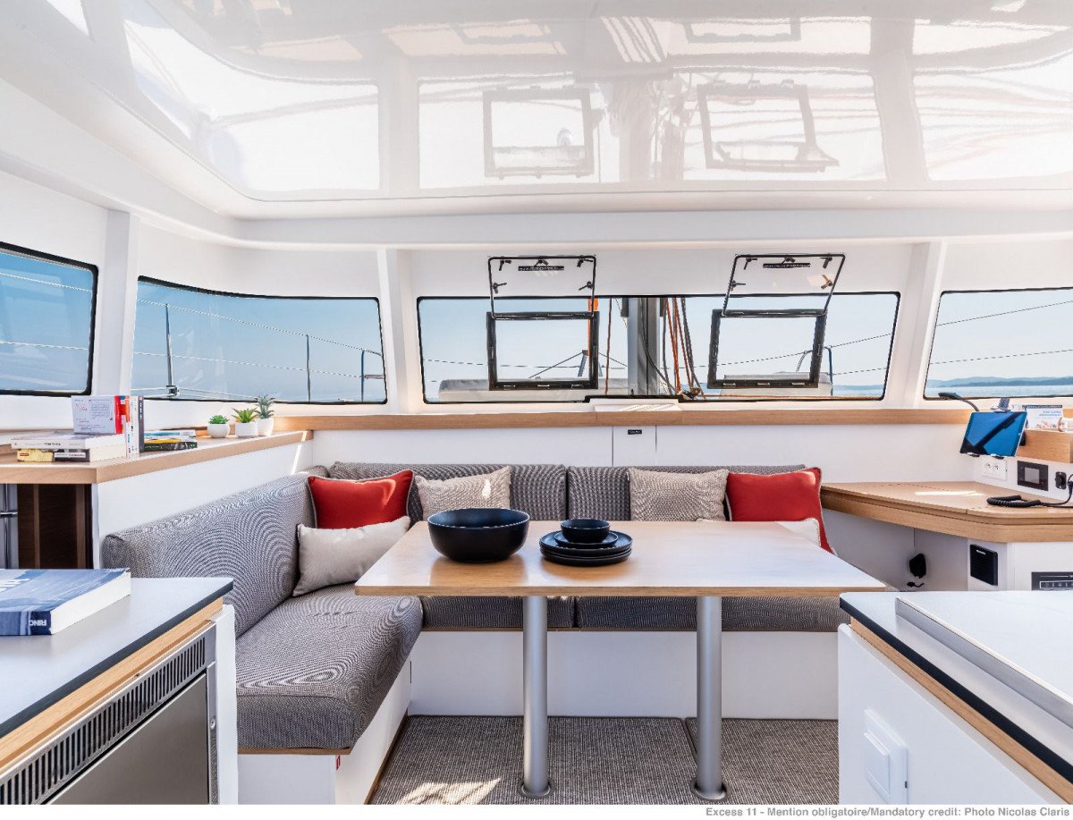 Catamarán - Excess - 2022