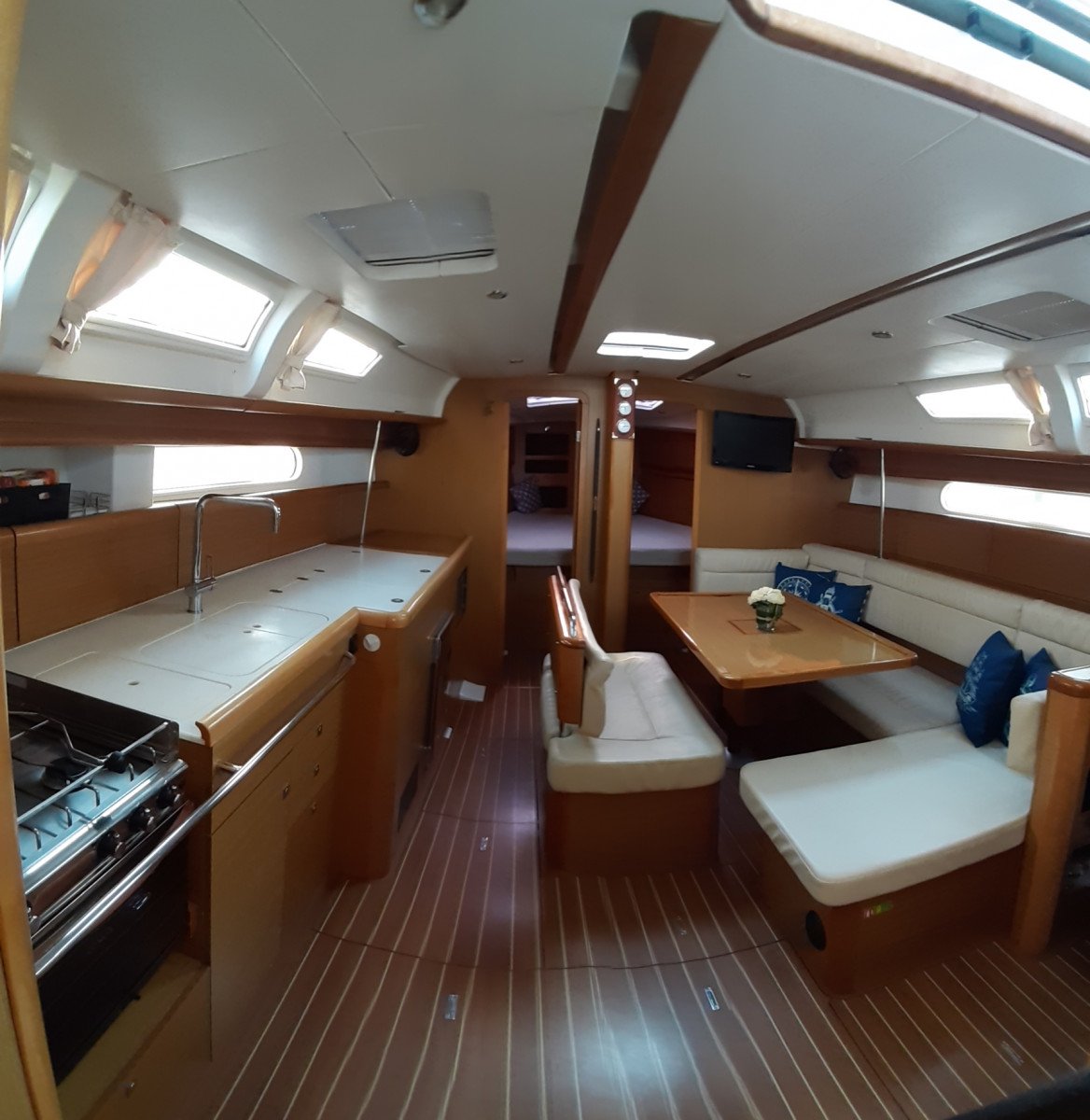 Jeanneau - 12 persone