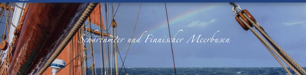 Barco explorando el mar de Schären y el golfo de Finlandia en la costa sur de Finlandia