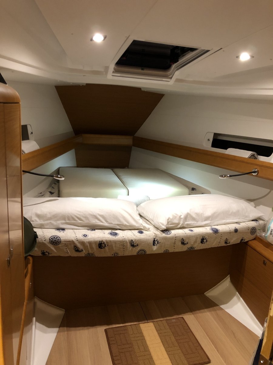 Jeanneau - 3 cabinas