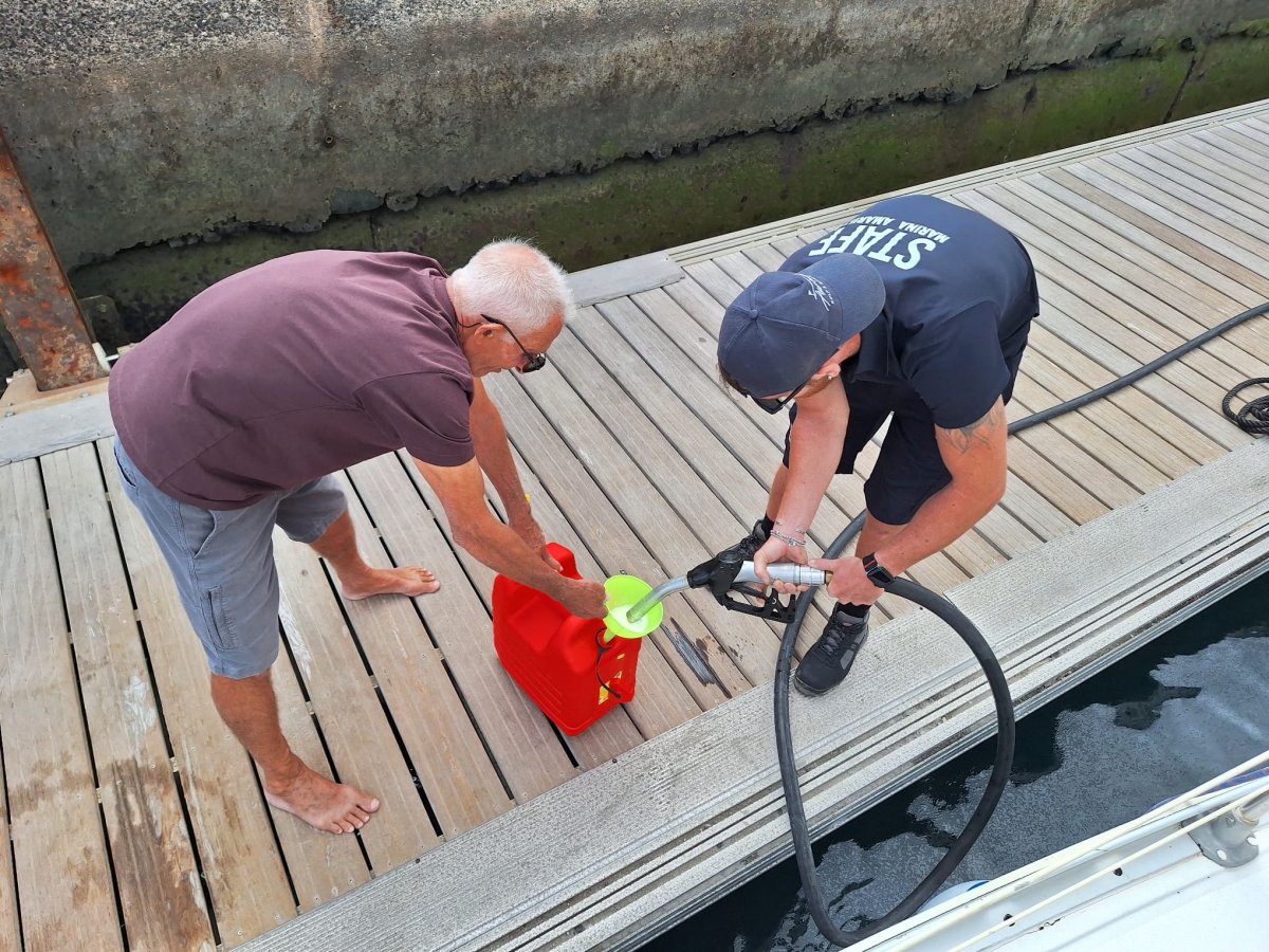 Navigate l'Atlantico in una traversata unica